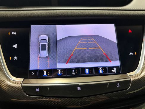 Used 2020 Cadillac XT6 Premium Luxury w/ Platinum Package AWD/4WD image 19