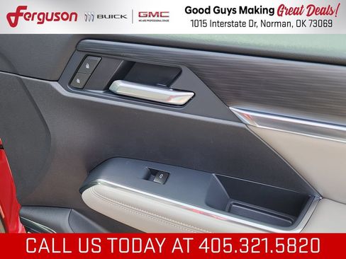 New 2026 GMC Acadia Elevation w/ Black Edition FWD image 39
