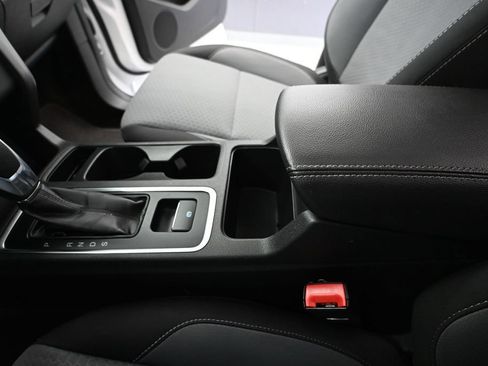 Used 2019 Ford Escape SE AWD/4WD image 34