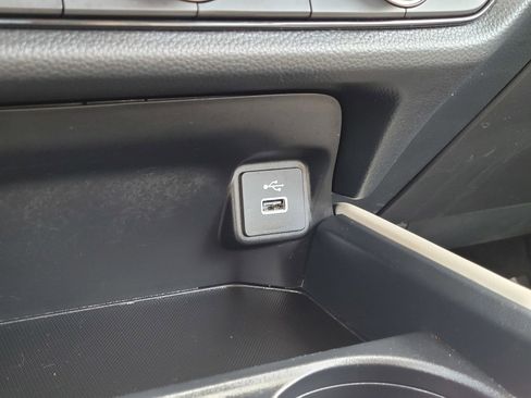 Certified 2024 Honda HR-V LX image 26