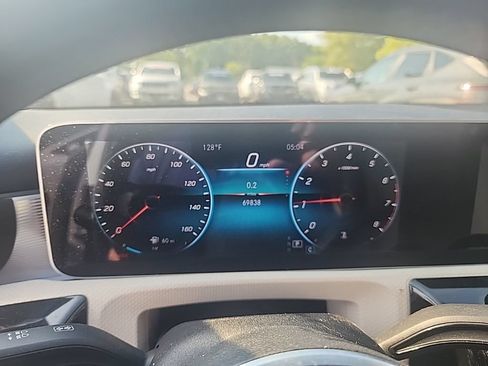 Used 2020 Mercedes-Benz A 220 image 5