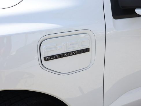 Used 2022 Ford F150 Lightning Platinum AWD/4WD image 56