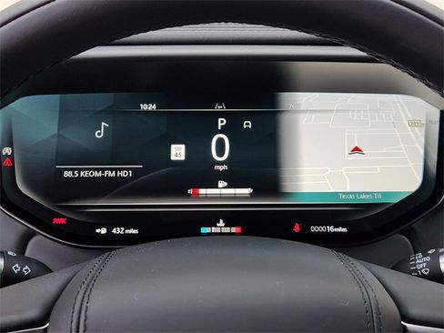 Used 2025 Land Rover Range Rover Sport image 15