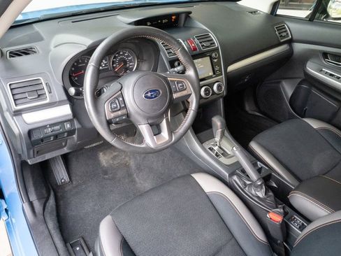 Used 2016 Subaru Crosstrek 2.0i Premium w/ Moonroof Package AWD/4WD image 9