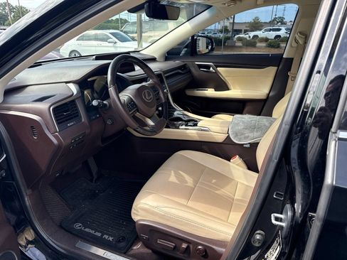 Used 2017 Lexus RX 350 FWD w/ Luxury Package image 2
