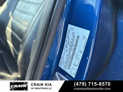 Used 2017 Ford Escape Titanium image 14