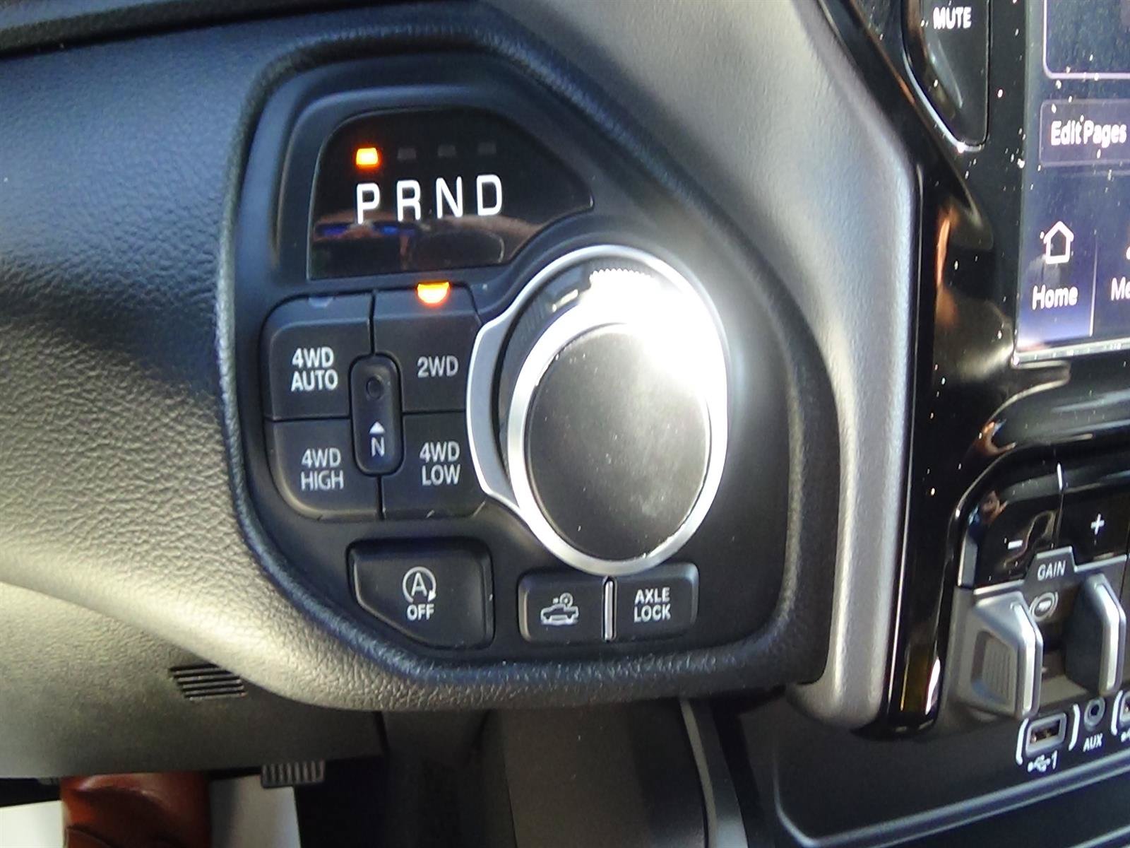 Used 2025 RAM 1500 Big Horn AWD/4WD image 28