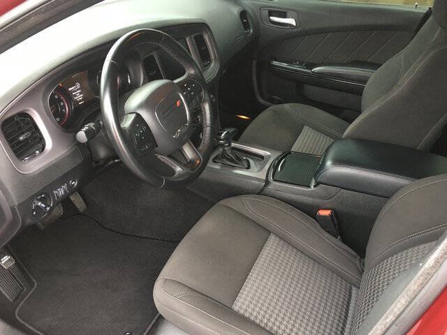 Used 2023 Dodge Charger SXT w/ Blacktop Package AWD/4WD image 13