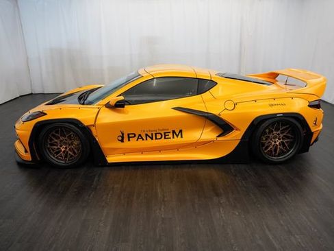 Used 2021 Chevrolet Corvette Stingray Coupe w/ 1LT RWD image 7