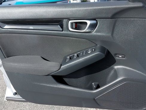 Certified 2023 Honda Civic EX image 27