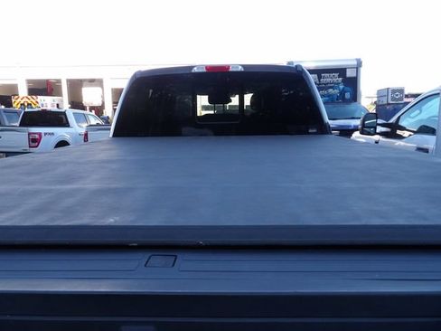 Used 2017 Ford F250 Lariat w/ Lariat Value Package AWD/4WD image 15