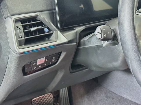 Used 2023 BMW i4 eDrive35 RWD image 17