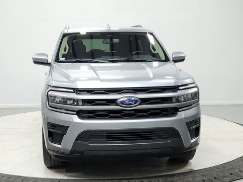 Used 2024 Ford Expedition XLT image 2