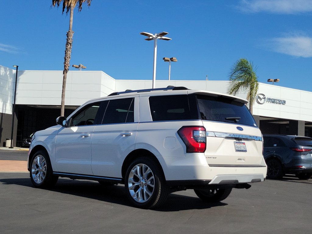 Used 2019 Ford Expedition Limited w/ Equipment Group 302A AWD/4WD image 2
