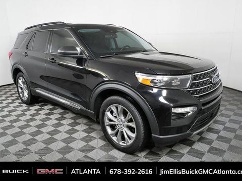 Used 2022 Ford Explorer XLT w/ Equipment Group 202A image 1