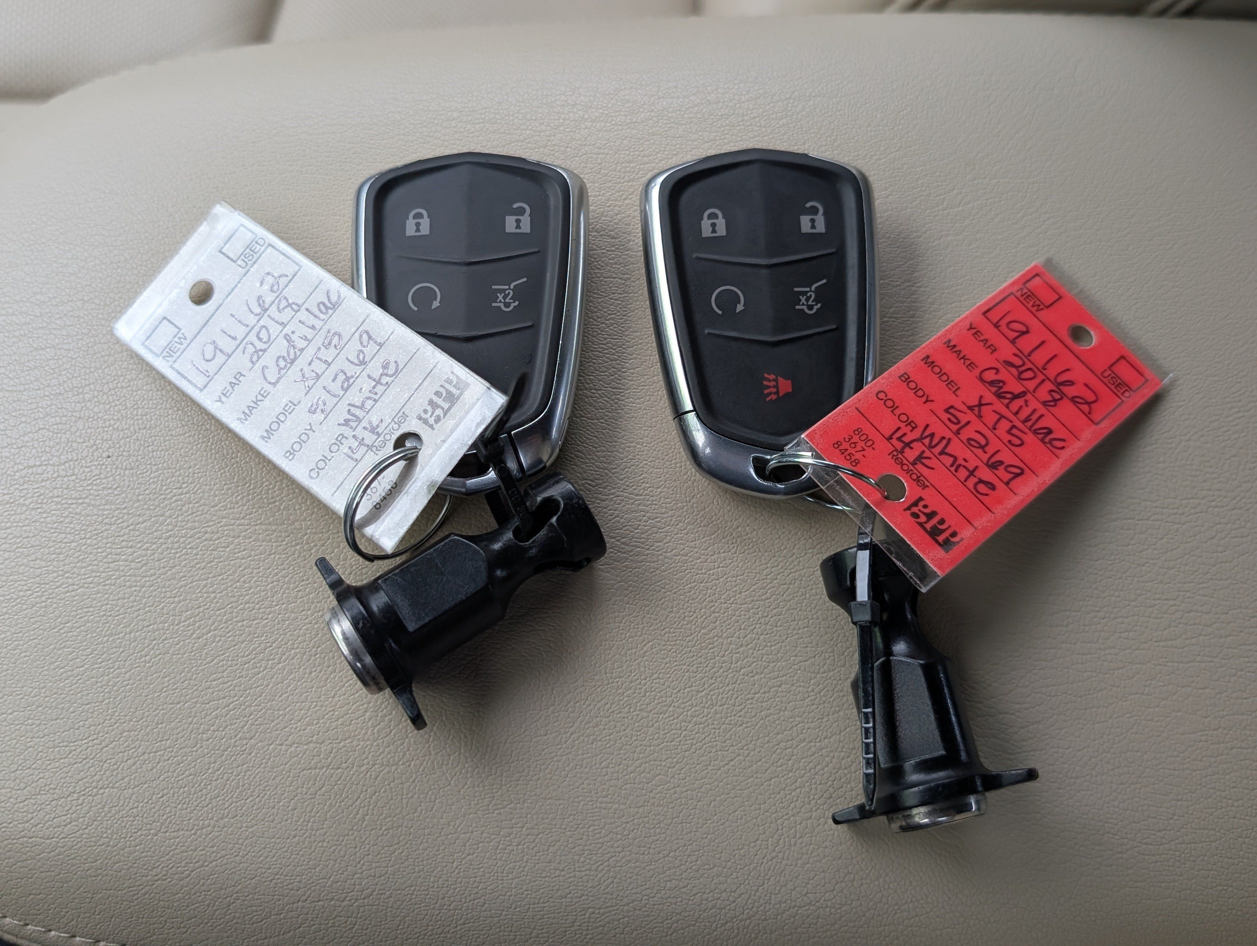 Used 2018 Cadillac XT5 Premium Luxury w/ LPO, Wheel Lock Package FWD image 38