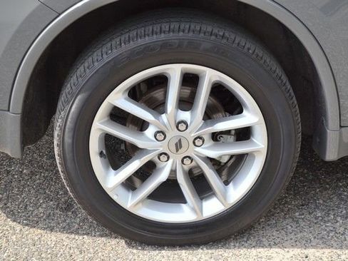 Used 2024 Dodge Durango GT AWD/4WD image 11