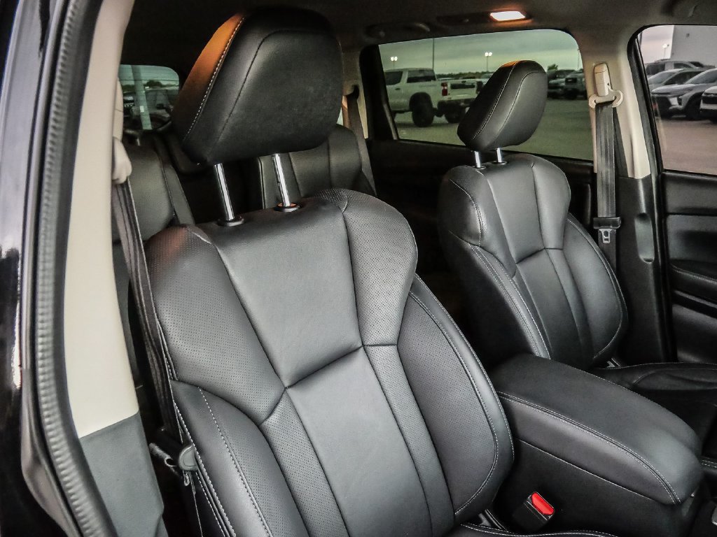 Used 2023 Subaru Ascent Limited AWD/4WD image 20