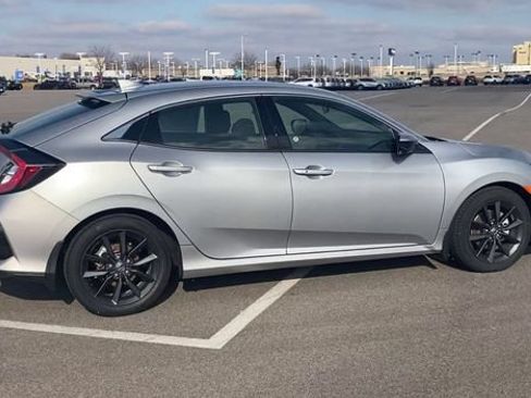 Used 2021 Honda Civic EX image 9