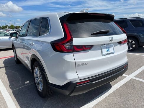 Used 2026 Honda CR-V EX image 4