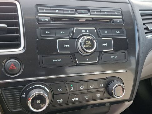 Used 2013 Honda Civic LX image 16