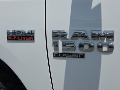 Used 2020 RAM 1500 Classic SLT AWD/4WD image 11