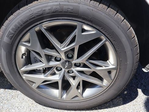 Used 2025 Genesis GV70 2.5T AWD/4WD image 10