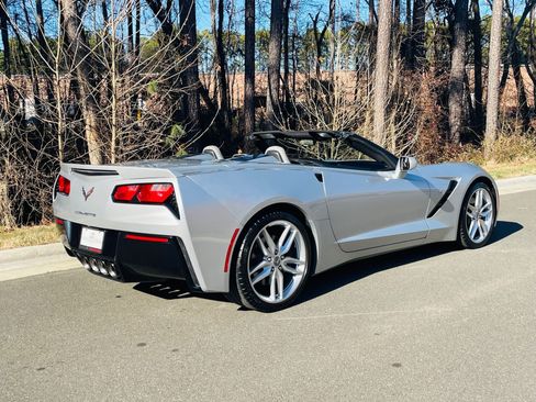 Used 2015 Chevrolet Corvette Stingray Convertible w/ 2LT Preferred Equipment Group RWD image 6