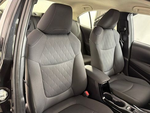 Used 2022 Toyota Corolla LE image 21