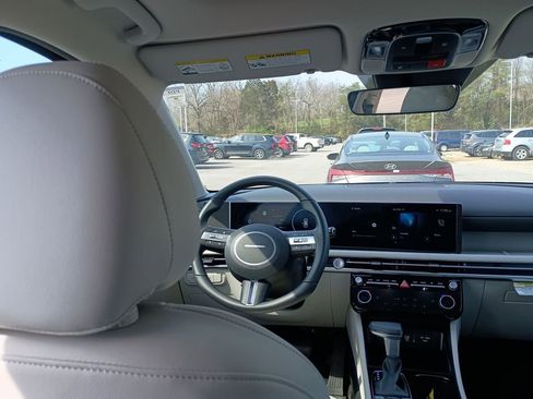 New 2025 Hyundai Tucson SEL image 15