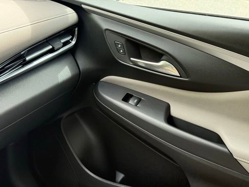 New 2026 Buick Envista Avenir FWD image 32