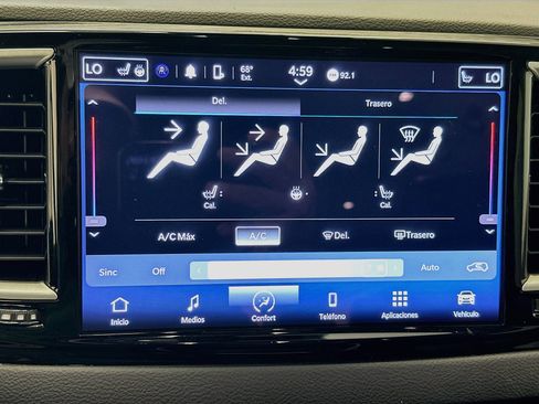 Used 2023 Chrysler Pacifica Touring-L FWD image 24