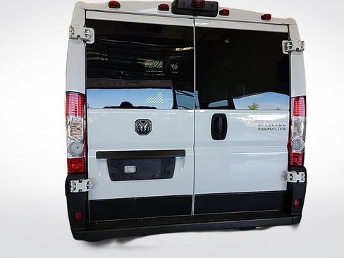 Used 2025 RAM ProMaster 2500 w/ U-Haul Equipment Group FWD image 9