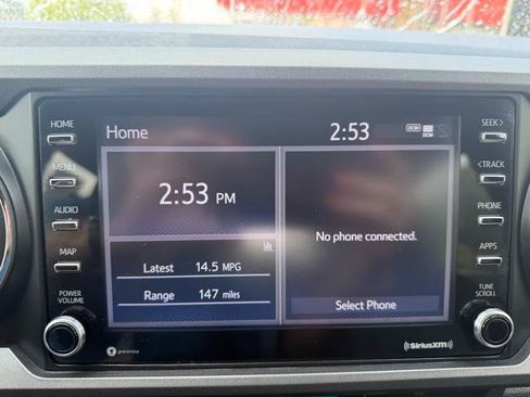 Used 2021 Toyota Tacoma TRD Sport w/ Technology Package AWD/4WD image 13