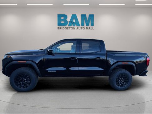 New 2026 GMC Canyon Elevation image 4