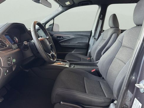 Used 2021 Honda Passport Sport image 14