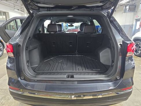Used 2023 Chevrolet Equinox RS w/ RS Leather Package AWD/4WD image 14