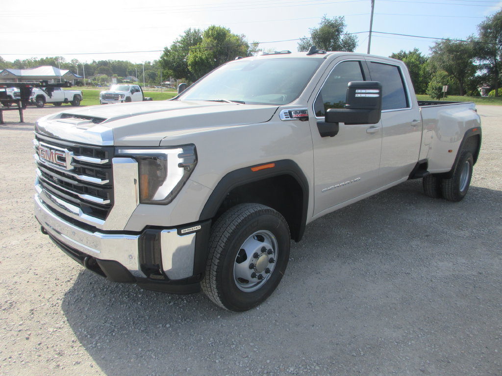 New 2026 GMC Sierra 3500 SLE w/ SLE Value Package AWD/4WD image 11
