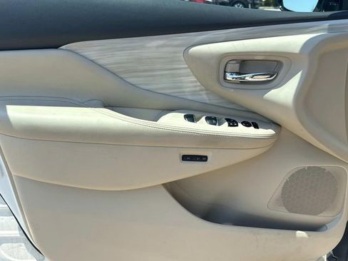 Used 2015 Nissan Murano SL FWD image 25