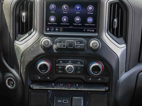 Used 2021 Chevrolet Silverado 1500 LT Trail Boss w/ Bed Protection Package AWD/4WD image 13