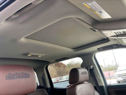 Used 2017 Chevrolet Silverado 1500 High Country image 13