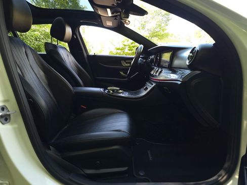 Used 2019 Mercedes-Benz E 450 4MATIC Sedan image 20