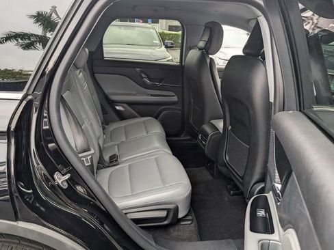 Used 2020 Lincoln Corsair FWD w/ Rear Removable Package Tray image 21