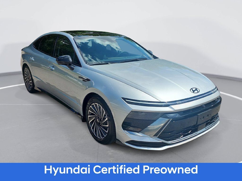 Certified 2026 Hyundai Sonata Limited FWD image 3