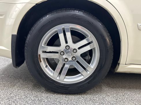 Used 2005 Dodge Magnum R/T w/ Convenience Group II RWD image 7