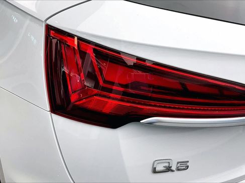 Certified 2023 Audi Q5 2.0T Premium Plus w/ Premium Plus Package image 27