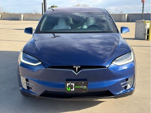 Used 2018 Tesla Model X 100D image 5