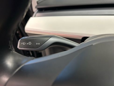 Used 2018 Tesla Model 3 Long Range AWD/4WD image 12