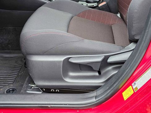 Used 2024 Toyota Corolla SE w/ SE Premium Package image 24