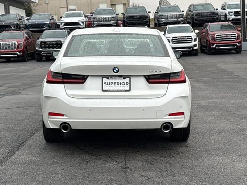 Used 2025 BMW 330i Sedan image 4